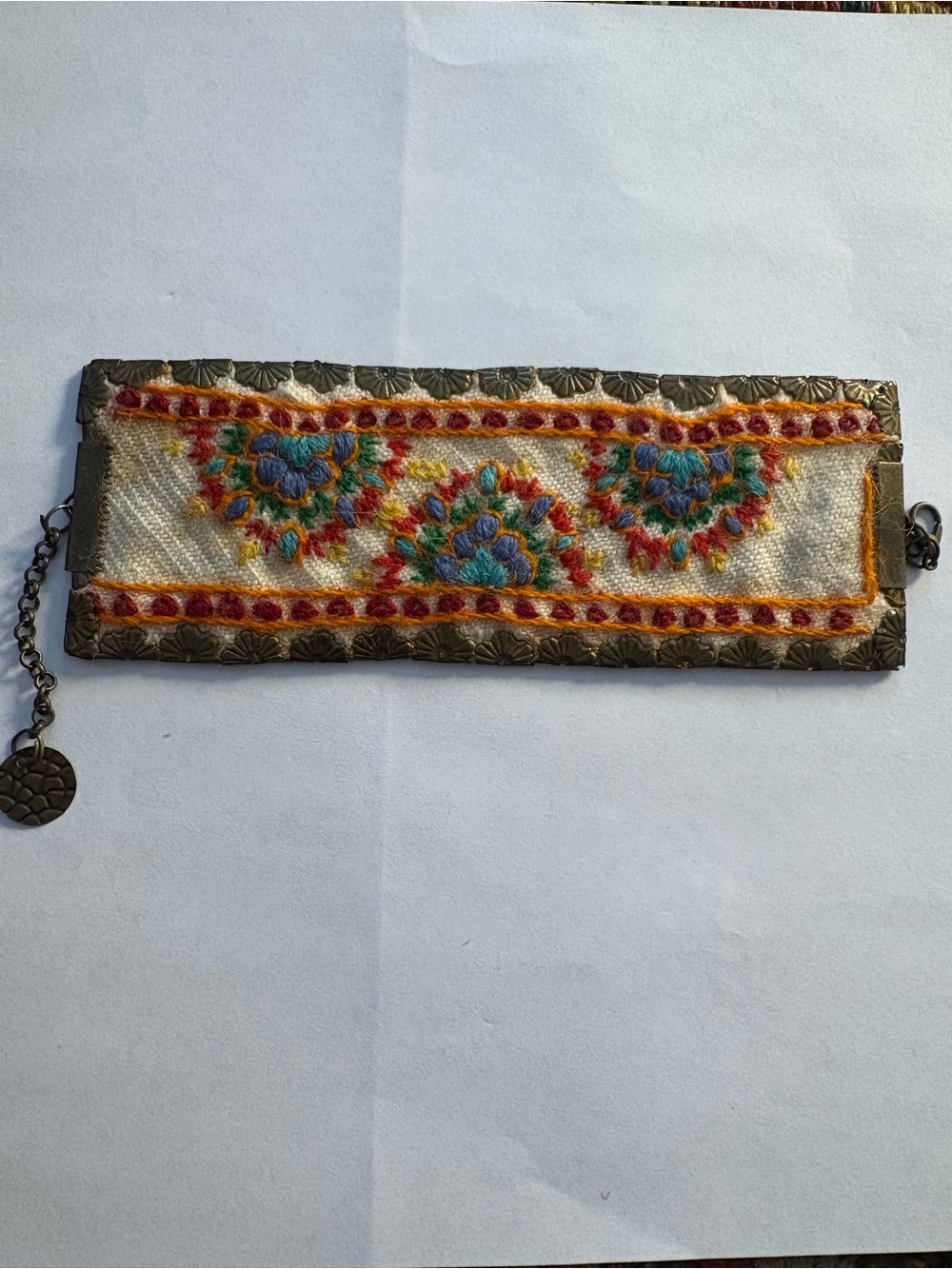 Embroidered Cream bracelet with Multicolor Floral Motif